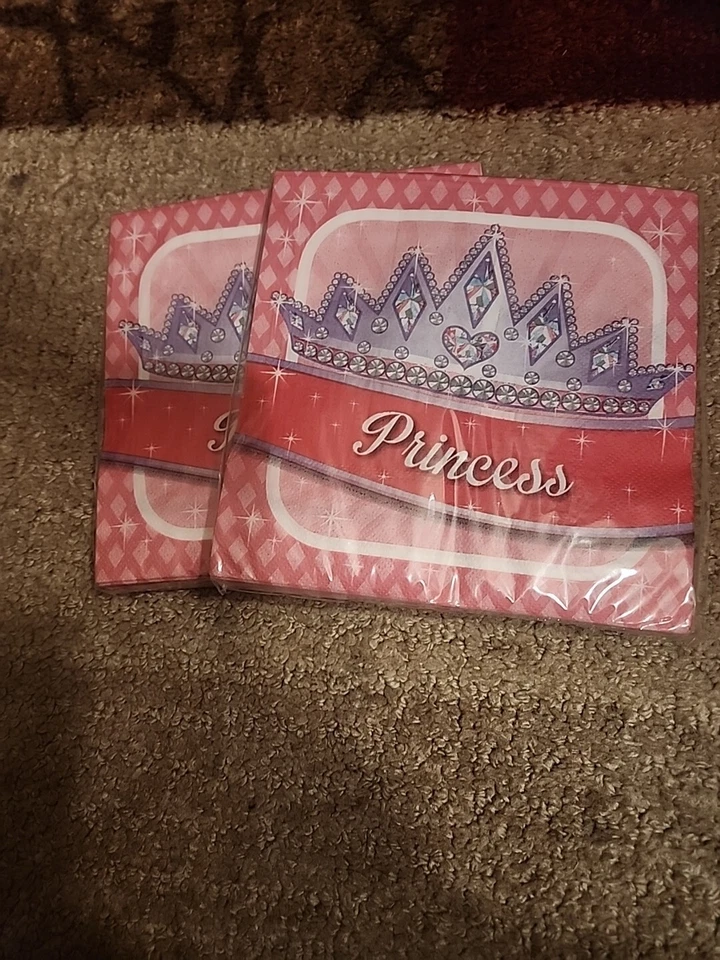 Princess Napkins Girls Party Beverage Napkins 16 each  Birthday Party 2 packs - Image 1 of 3