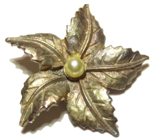Vintage Estate Gold Toned Leaf Flower Brooch Lapel Pin Flowers Faux Pearl 1-3/4" - Picture 1 of 5