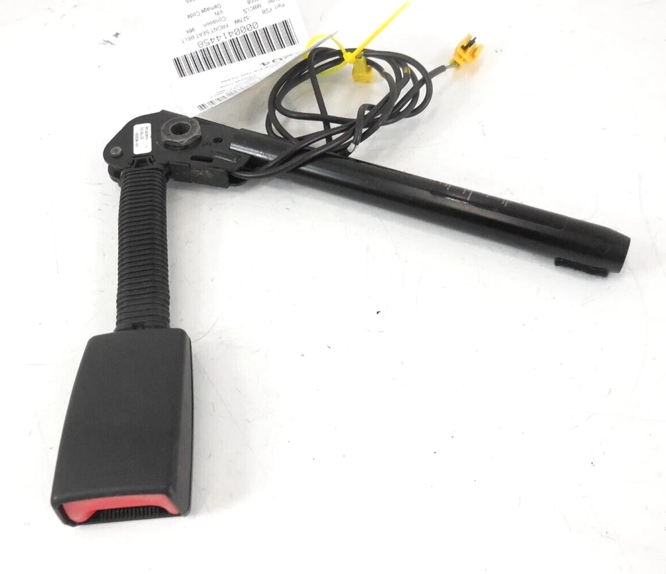 07 08 Mercedes-Benz CLS550 Front Seatbelt Buckle Receiver Passenger Right OEM - Image 1 of 1