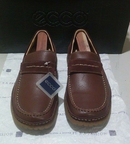 Nuovo Ecco #120923 7 40 EUR M bisonte (428)