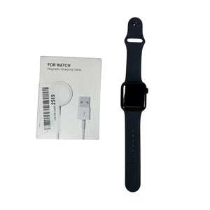 Apple Watch SE 40mm GPS Midnight Aluminum + Sport Band S/M – 2nd Gen - Photo 1 sur 6