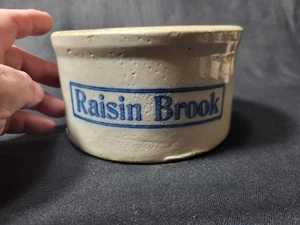 Antique, Stoneware Crock, "Raisin Brook", Blue Stenciled Advertisement - Picture 1 of 17