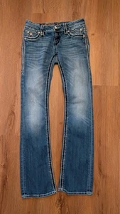 Pantalones de mezclilla Rock Revival para mujer 30 Noelle Easy Boot embellecidos bolsillos con solapa - Imagen 1 de 9