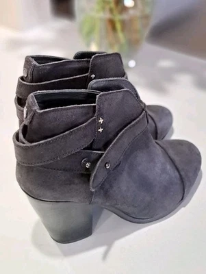 Stylish Rag & Bone Leather Harrow Booties Boots Sz 7.5 EUR 37.5 Dark Gray Suede  - Image 1 of 4