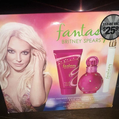 Britney Spears FANTASY GIFT SET W/(2) Perfume Sprays & Body Soufflee- NIB - Image 1 of 4