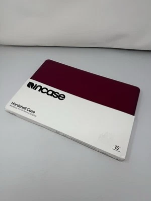 Incase 15-inch MacBook Pro Retina Display Hardshell Case Pink Rose Ventilated - Image 1 of 4