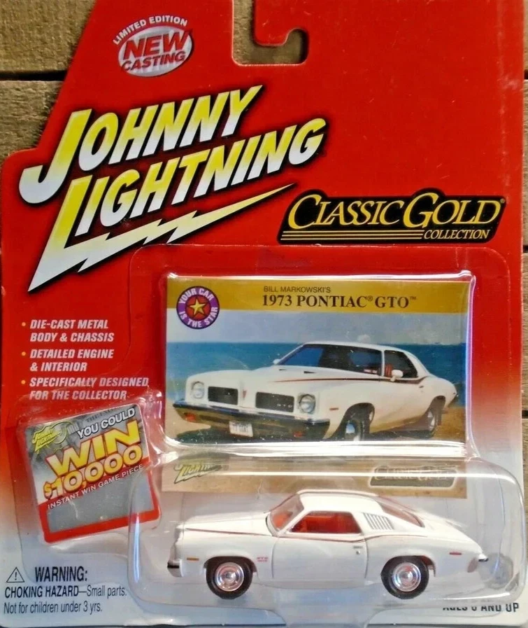 Johnny Lightning - 1973 Pontiac GTO White interno Rosso Classic Gold 2004 - Immagine 1 di 3