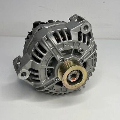 Alternador Nuevo Para Mercedes-Benz E55 AMG V8 5.5L 03-06 11068 90-15-6526 11068A Foto 1 de 4