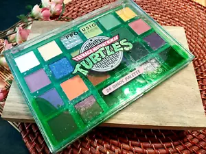 Eye Shadow Profusion Teenage Mutant Ninja Turtles 24 Shade Palette TMNT Makeup - Picture 1 of 7