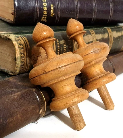 2 wod turned newel post finian topper 3 in - Antique Fench architectural salvage Cover