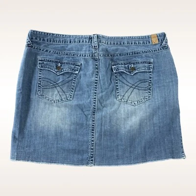 Falda Jean Maurices Talla 22 Dobladillo Crudo Bigotes Solapa Bolsillo Azul Lavado Claro Denim Foto 1 de 4