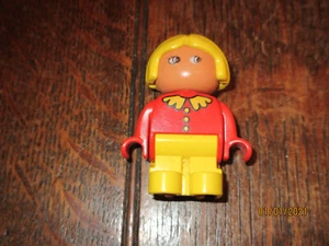 DUPLO LEGO CHILD GIRL TODDLER PLAYFIGURE SIT STAND SPARE REPLACEMENT CAKE TOPPER - Picture 1 of 3