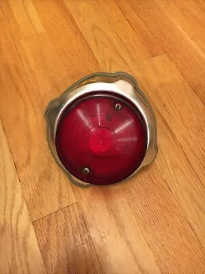 Luz trasera Mercury Comet 1962 1963 SAE-TSDB 62 "I THINK" Foto 1 de 4