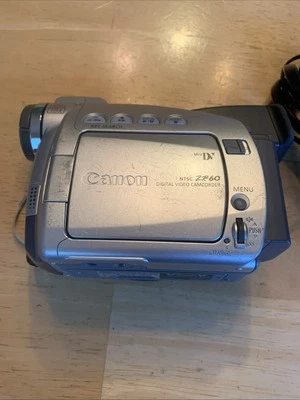 Canon ZR60 Camcorder With Battery And Charger Eject NOT WORKING - Image 1 of 4
