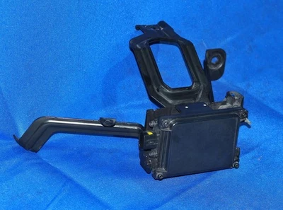 2019-2022 Honda HR-V Adaptive Cruise Sensor Radar Module W/Bracket OE W/Warranty - Image 1 of 4