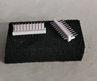 CABEZAL DE MONTAJE PCB VERTICAL CABLE A PLACA 11 POSICIONES 2,54 MM LÍNEA CENTRAL BOLSA DE 10 PIEZAS Foto 1 de 4