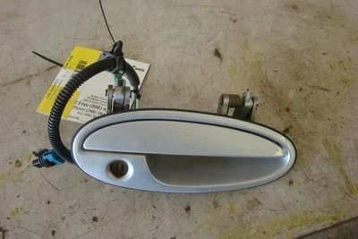 Passenger Door Handle Exterior VIN N 4th Digit Classic Fits 97-07 MALIBU 137662 - Imagem 1 de 2