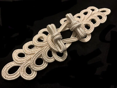 Large Handmade Sewing Chinese Frog Closure Fasteners Knot Buttons Cheongsam Gift - Image 1 of 2