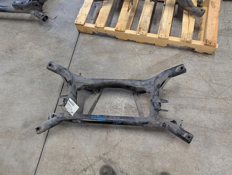 2008-2017 Mitsubishi Lancer Rear Sub Frame Crossmember OEM - Изображение 1 из 3