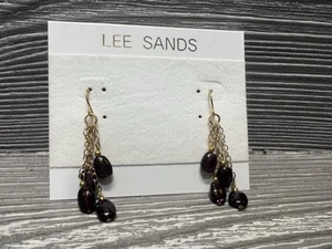 Lee Sands Burgunder Ohrhänger goldfarben gekrempelt Modeschmuck - Bild 1 von 5