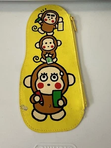 Vintage 1993 Sanrio Osaru no Monkichi gelb Federmäppchen Japan Retro Vinyl Etui - Bild 1 von 6
