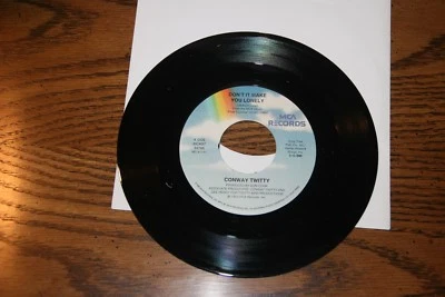 CONWAY TWITTY VINYL 45 DON'T IT MAKE YOU LONELY B/W I DON'T LOVE U NEW UNPLAYED - Image 1 of 2