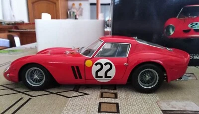 KYOSHO 1:18 FERRARI 250 GTO #22 BLATON/DERNIER LE MANS 1963 CON BOX - Immagine 1 di 4