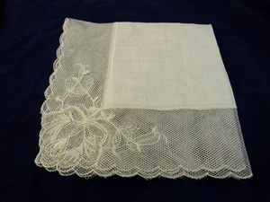 VINTAGE LINEN HANKIE  11" x 11" aprox - Picture 1 of 4