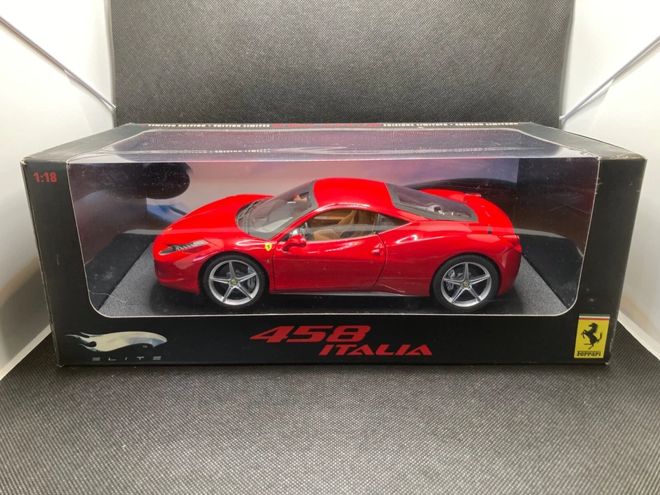 Hot Wheels Elite Ferrari 458 Italia P9893 scala 1:18 ottime condizioni - Immagine 1 di 4