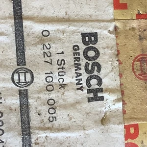 BOSCH 0227100105 NIB NOS ignition amplifier, Volvo 240 - Picture 1 of 2
