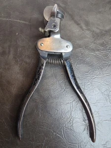Vintage DISSTON TRIUMPH Saw Set Tool. Made In USA - Picture 1 of 8