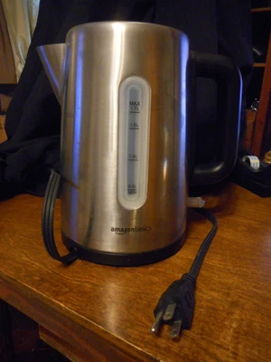 Amazon Basics 107L Stainless Steel Electric Hot Water Tea Kettle - Image 1 of 4