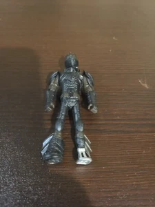 How To Train Your Dragon Hiccup Black & Red Armor 3" Action Figure Spin Master - Picture 1 of 3