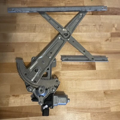 2012-16 Mitsubishi I-MiEV SE  Front Passenger Side Window motor Regulator OEM - Image 1 of 4