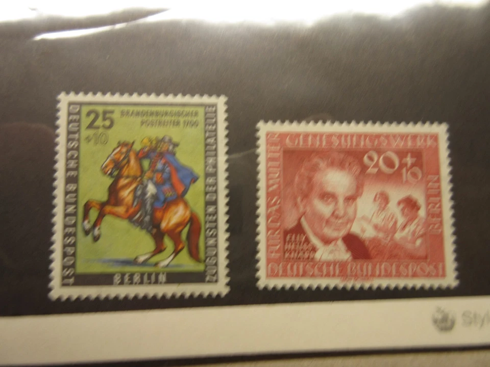 BERLIN Scott 9NB18, 9NB20 MINT NEVER HINGED Cat $3.90 - Image 1 of 1