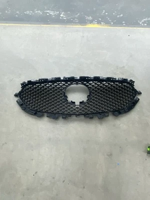 Mazda CX-5 2017-2019 parrilla delantera parrilla radiador OEM KB8B-50719 Foto 1 de 4