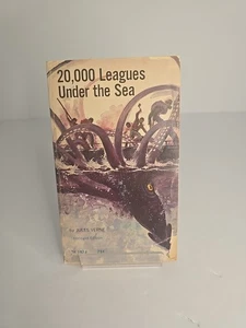 20,000 Leagues Under the Sea Jules Verne (1972) Scholastic PB Abridged Good - Picture 1 of 9