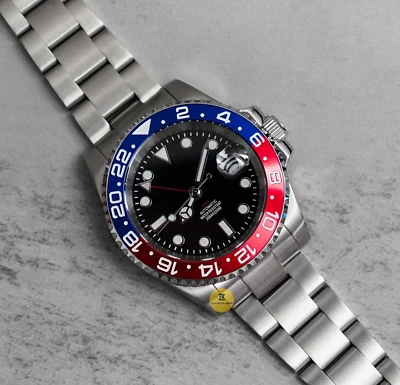 Reloj Mod Estilo Sub Diver Personalizado 40mm Rojo Azul GMT con Movimiento NH34 Foto 1 de 4