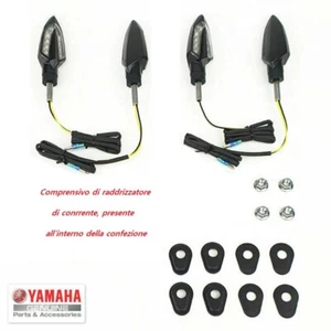 YAMAHA TENERE 700 Set di frecce led ORIGINALI YAMAHA + KIT CABLAGGIO ORIGINALE - Foto 1 di 12