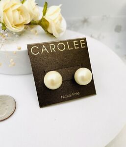 Carolee Vintage Classic Glass Pearl Stud Earrings