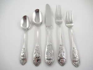 Spode WOODLAND by Wallace Glossy Stainless Steel Flatware Your Choice of Pieces - Picture 1 of 19