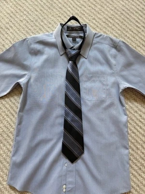 Camisa de vestir Nordstrom para niño talla 7 azul con corbata de seda Foto 1 de 4