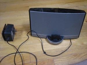 BOSE,SoundDock Music System, w/AC Power Supply & CoolStream Duo(NO REMOTE) - Picture 1 of 5