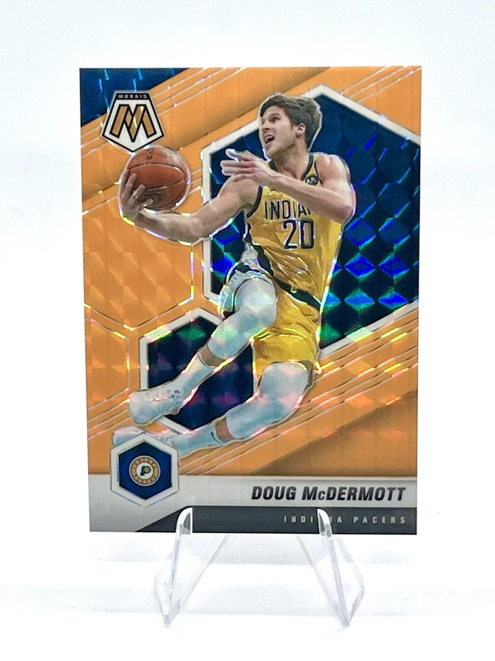 Doug McDermott 2020-21 Panini Mosaic Orange Fluorescent Mosaic /25 #150 - Image 1 of 2