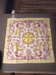 BUFANDA CUADRADA DE SEDA OVERSIZE AMARILLA TORY BURCH Nueva - Imagen 1 de 17