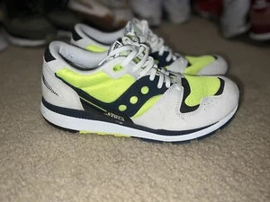 Saucony Mens Azura White Navy Blue And Neon Green Running Shoes 11- PreOwned - Picture 1 of 6