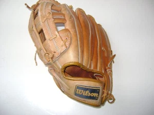 Joan Joyce Autograph Wilson Softball Glove LHT A9833 Model Grip-Tite Pocket - Picture 1 of 9