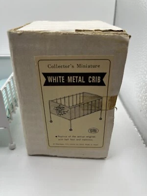 Colchón vintage Shackman de metal BLANCO para casa de muñecas hecho en Japón EN LA CAJA Foto 1 de 4