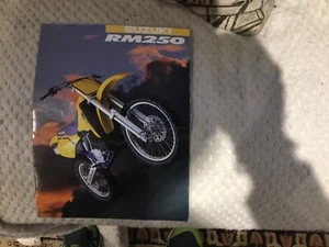 Suzuki RM250, 1989, original sales brochure-A4 fold out -3xA4, English, - Picture 1 of 3