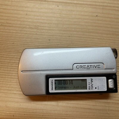 Creative Labs MuVo TX 128MB MP3 Player Silver And Black  *Tested* - Image 1 of 4